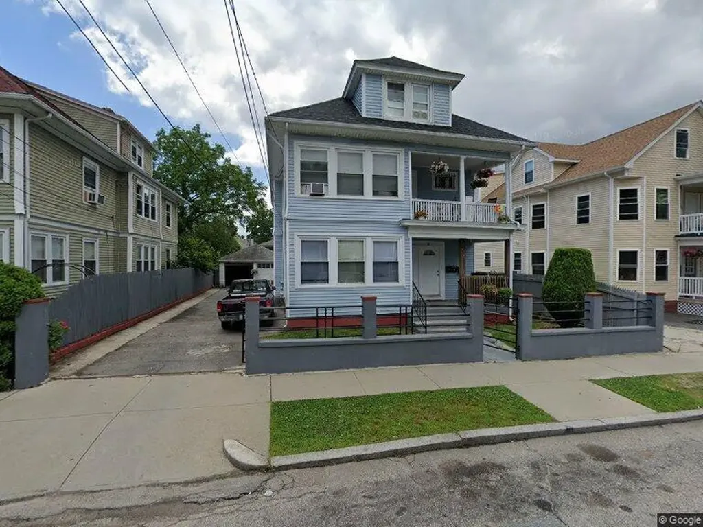 36 38 Gallatin Street Providence RI 02907