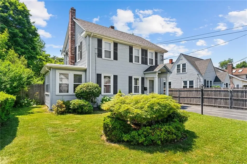 391 Norwood Avenue Warwick RI 02888