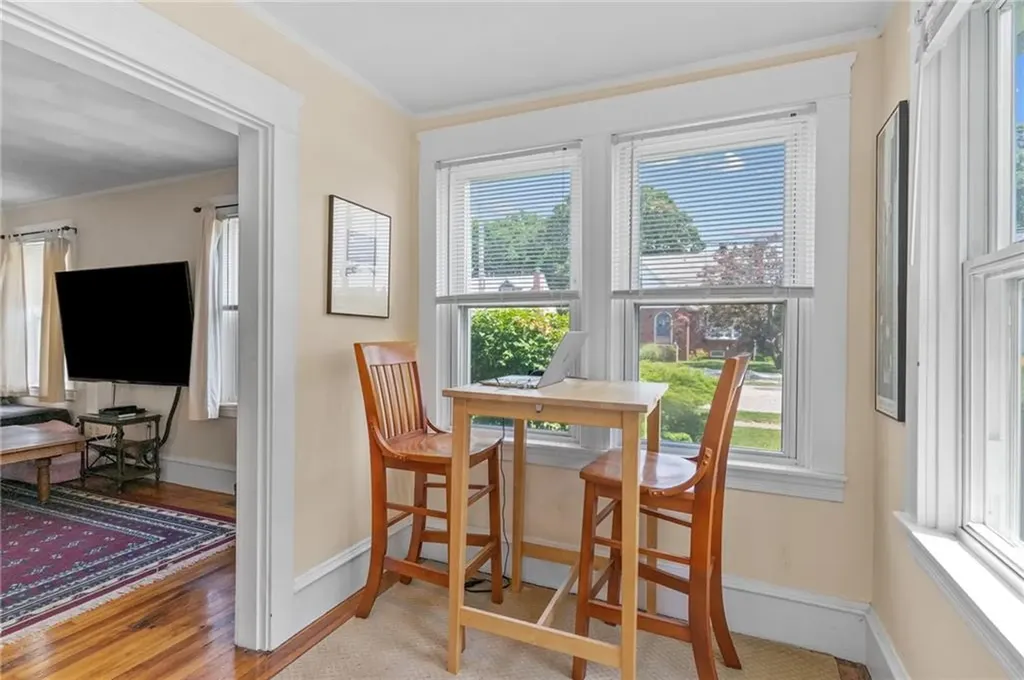 391 Norwood Avenue Warwick RI 02888