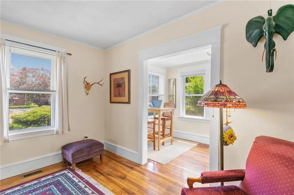 391 Norwood Avenue Warwick RI 02888