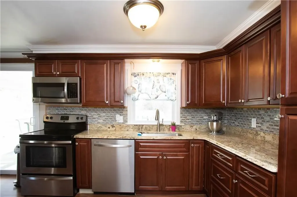25 Miller Drive West Warwick RI 02893