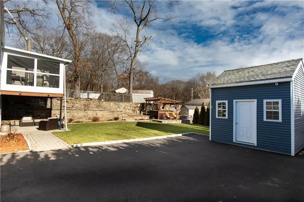 25 Miller Drive West Warwick RI 02893