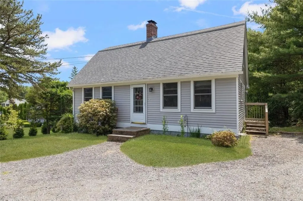 131 Old Shannock Road Charlestown RI 02813