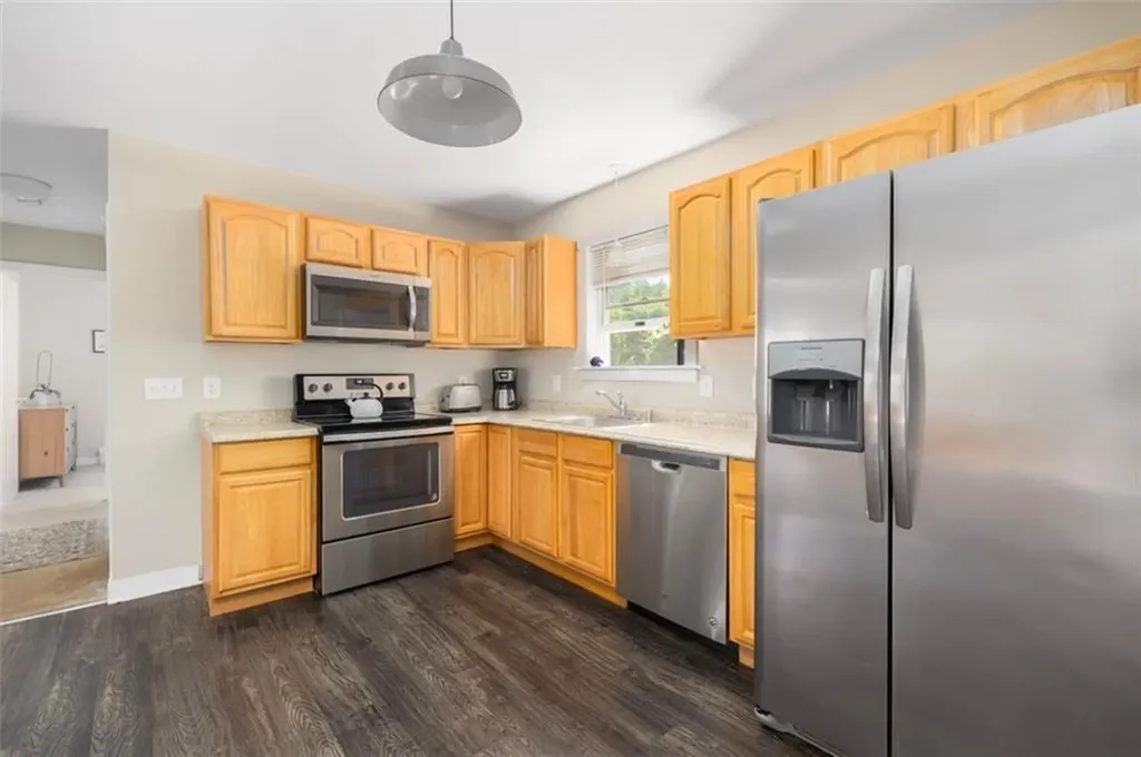 131 Old Shannock Road Charlestown RI 02813