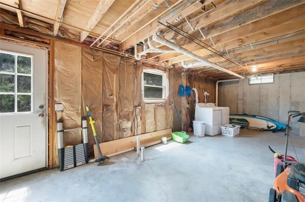 131 Old Shannock Road Charlestown RI 02813