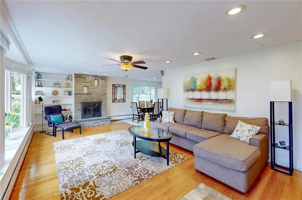 152 Sagamore Road Cranston RI 02920