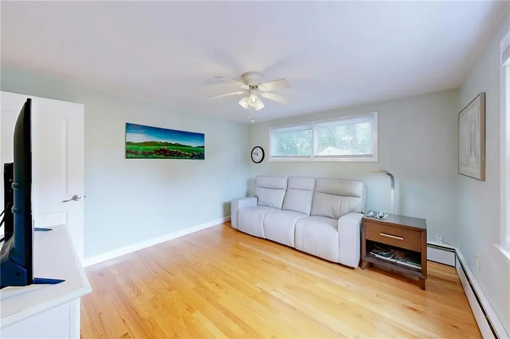 152 Sagamore Road Cranston RI 02920