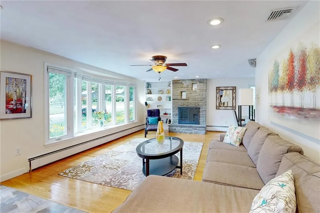 152 Sagamore Road Cranston RI 02920