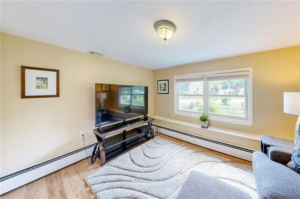 152 Sagamore Road Cranston RI 02920