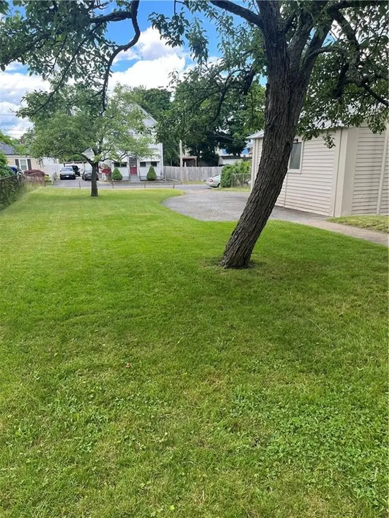 72 Chaplin Street Pawtucket RI 02861