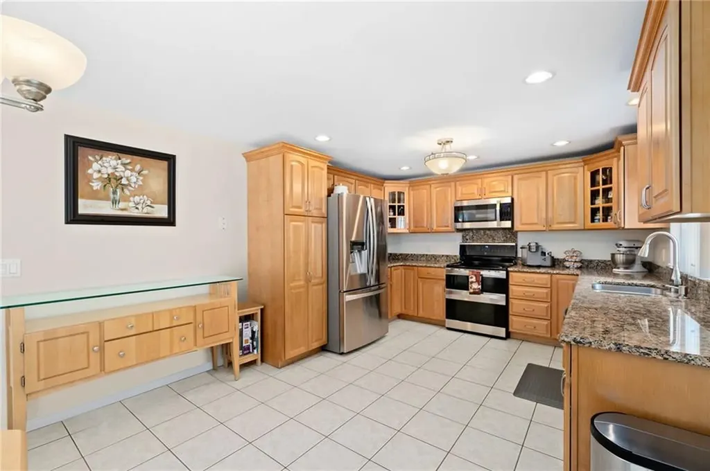 375 Congress Street Woonsocket RI 02895