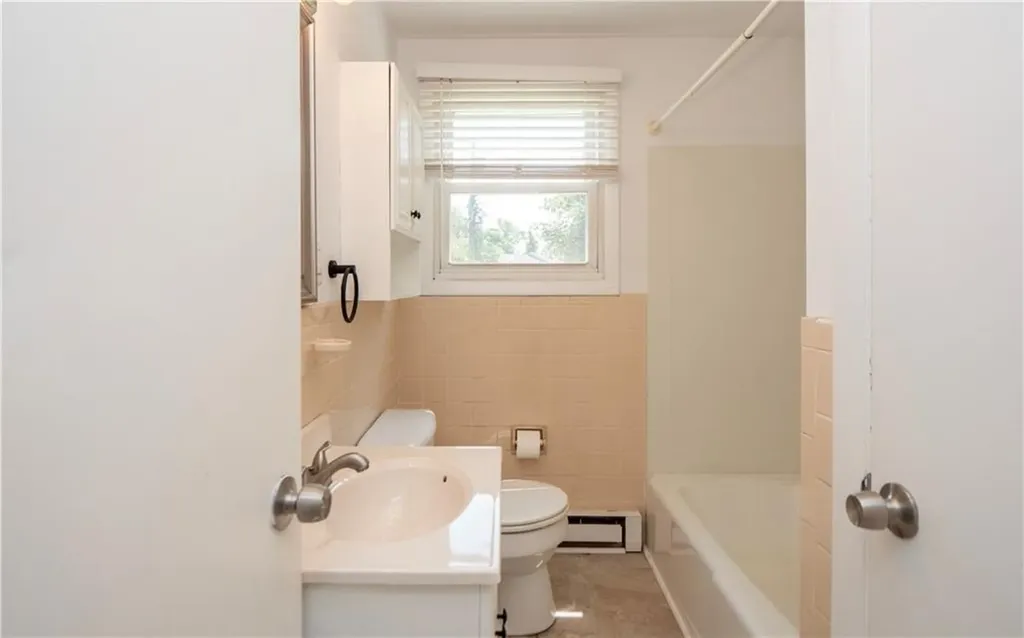 56 58 Ethel Drive Portsmouth RI 02871