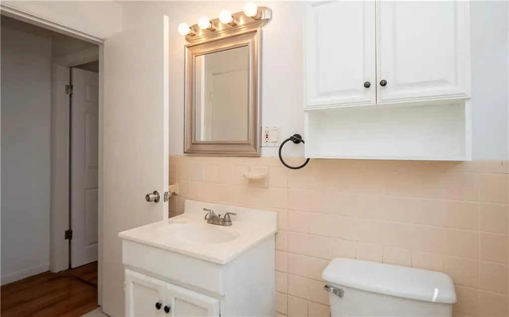56 58 Ethel Drive Portsmouth RI 02871