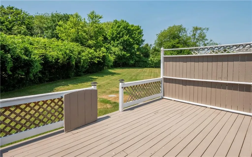 56 58 Ethel Drive Portsmouth RI 02871