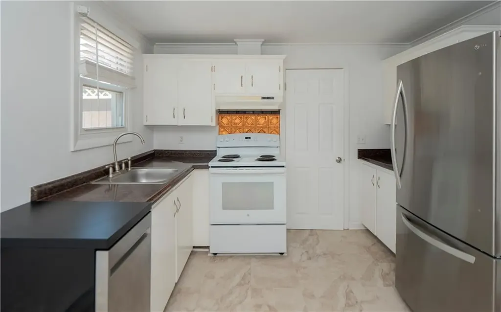 56 58 Ethel Drive Portsmouth RI 02871