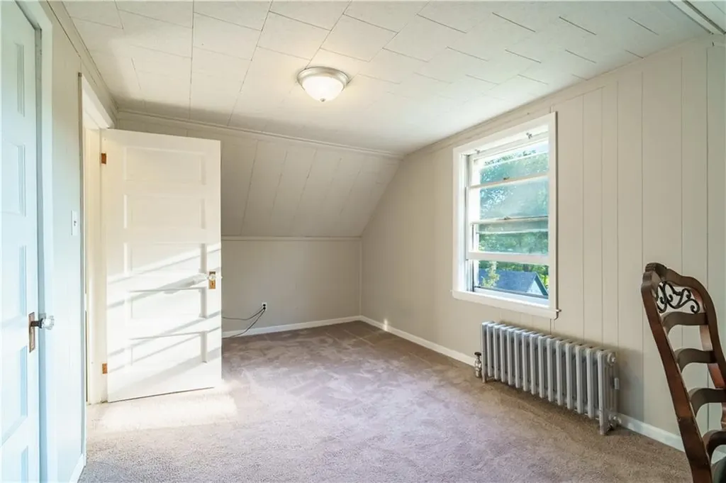 18 Chamberlain Street Smithfield RI 02917