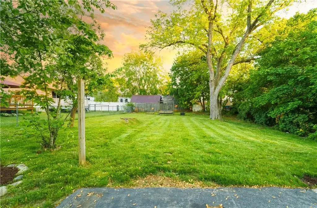 18 Chamberlain Street Smithfield RI 02917