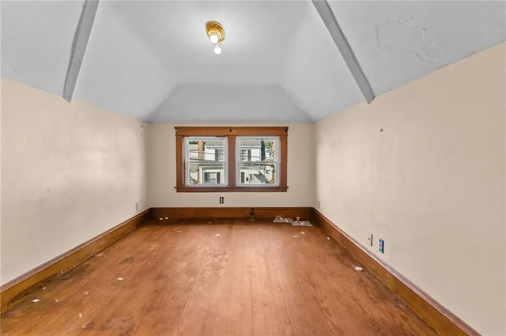 36 Ivanhoe Street Cranston RI 02910