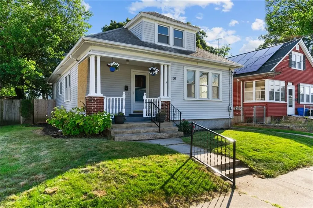 36 Ivanhoe Street Cranston RI 02910