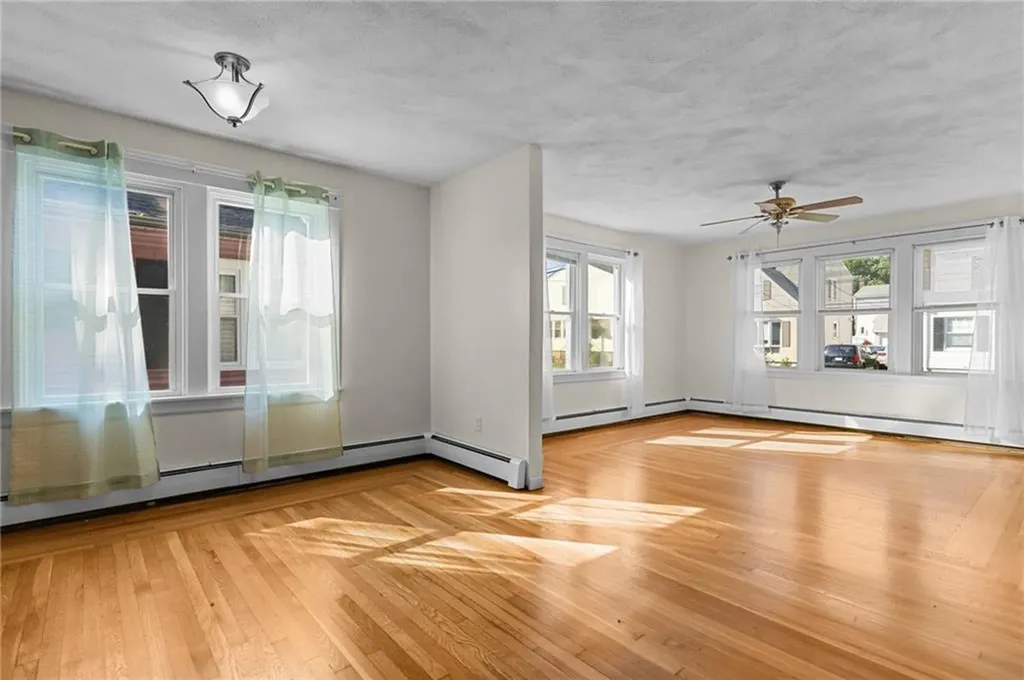 36 Ivanhoe Street Cranston RI 02910