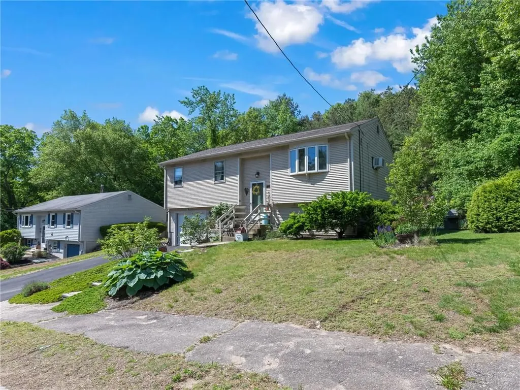 35 Black Walnut Drive Coventry RI 02816