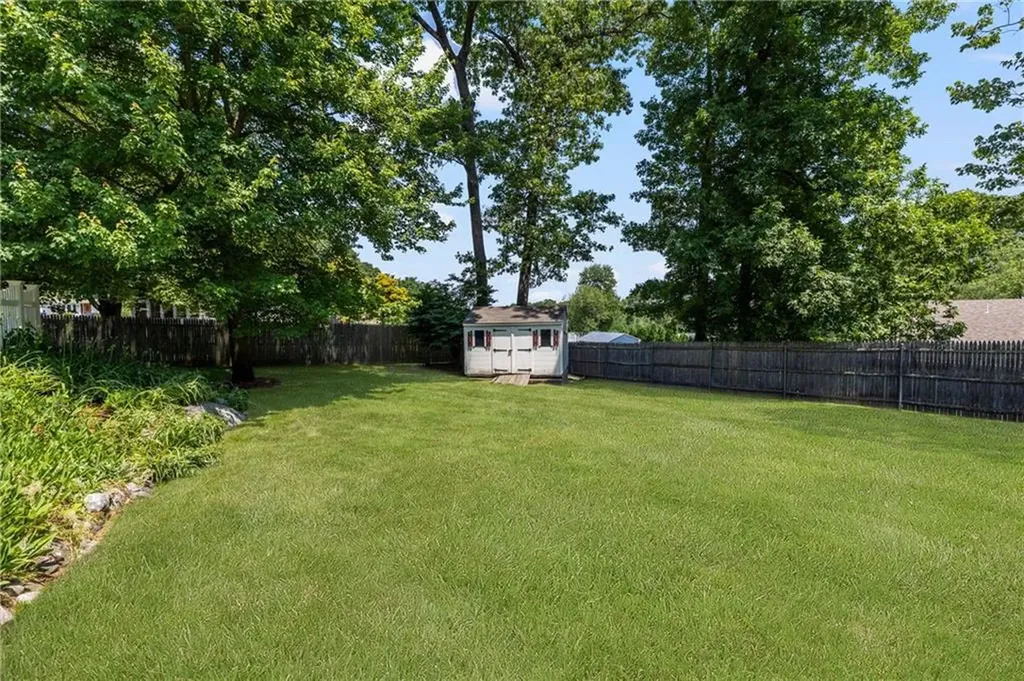 15 Laurel Lane Cumberland RI 02864