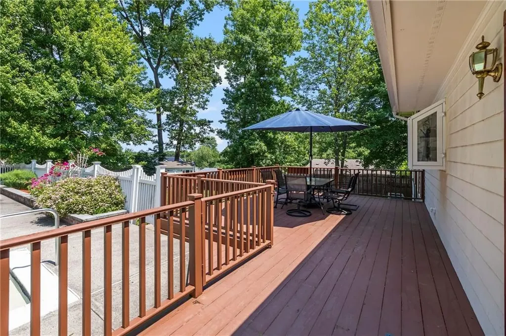 15 Laurel Lane Cumberland RI 02864