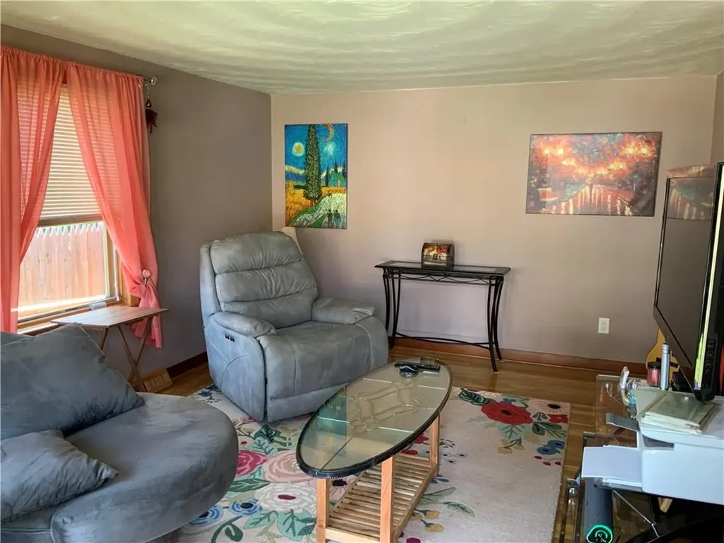 36 Prentice Avenue Pawtucket RI 02860