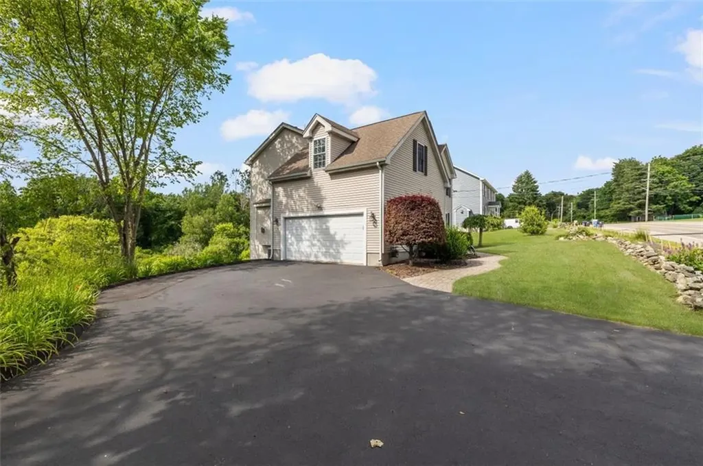 48 Angell Road Cumberland RI 02864