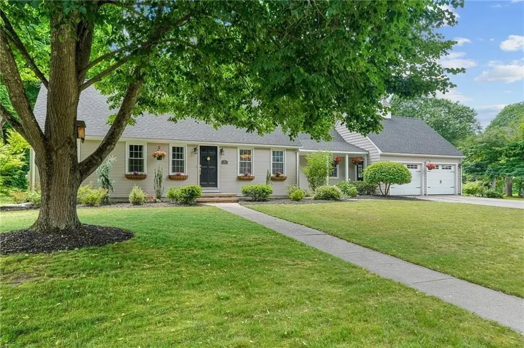 132 Pinecrest Drive North Kingstown RI 02852