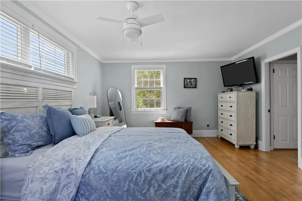 9 Pocasset Avenue Tiverton RI 02878