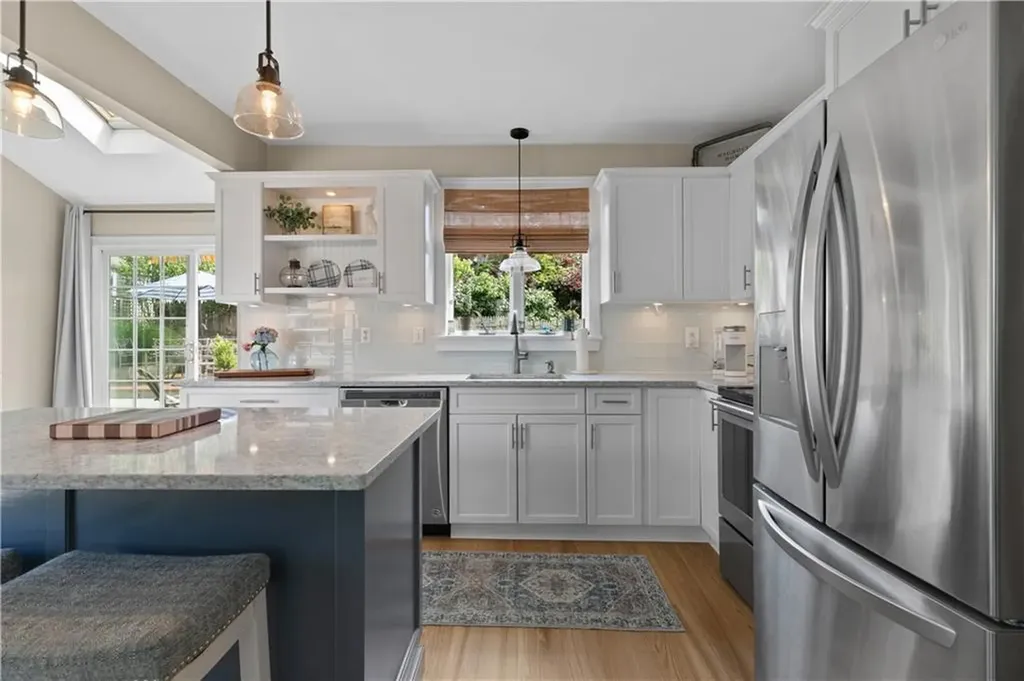9 Pocasset Avenue Tiverton RI 02878