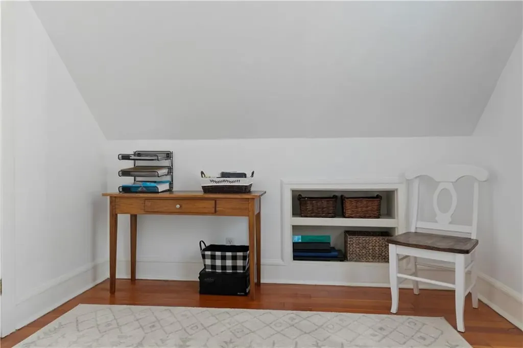 9 Pocasset Avenue Tiverton RI 02878