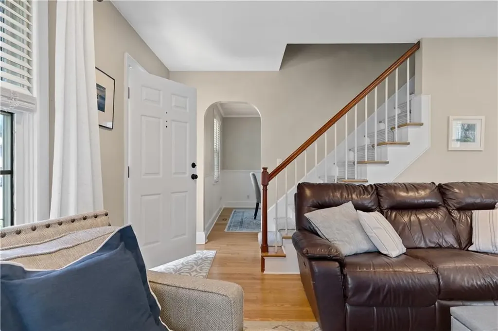 9 Pocasset Avenue Tiverton RI 02878