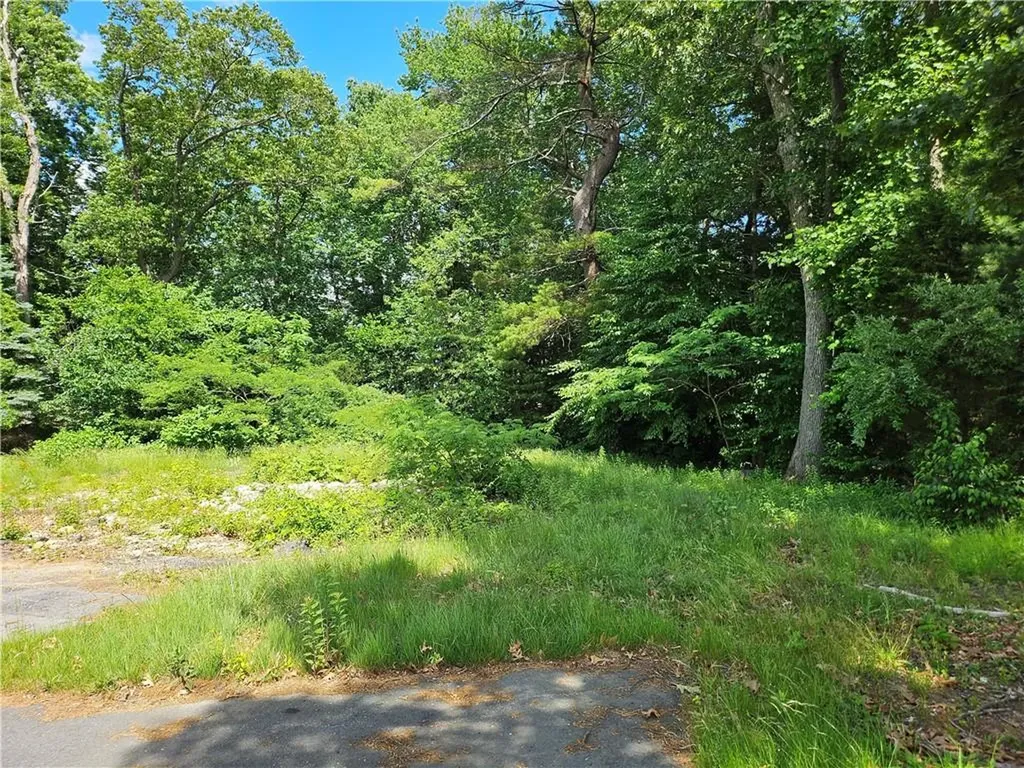 411 Harris Road Smithfield RI 02917