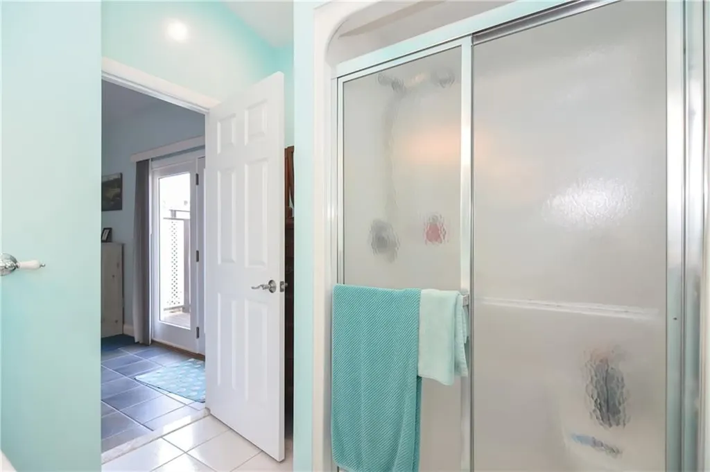 130 Bramble Way Tiverton RI 02878