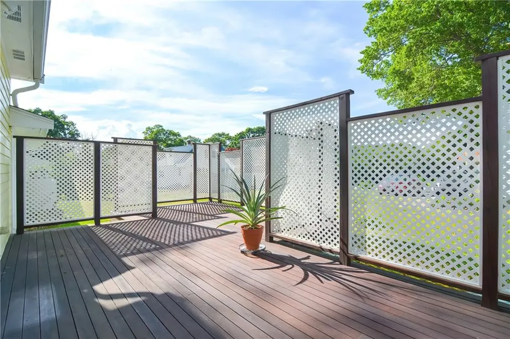 130 Bramble Way Tiverton RI 02878