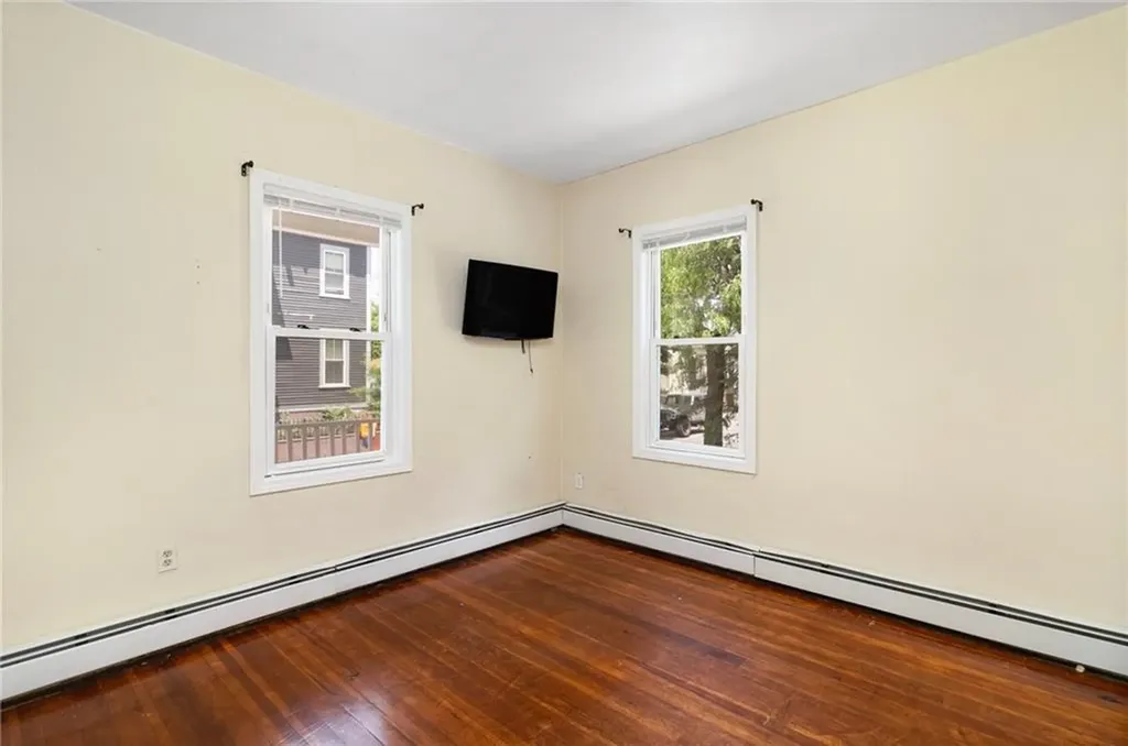 114 Penn Street Providence RI 02909