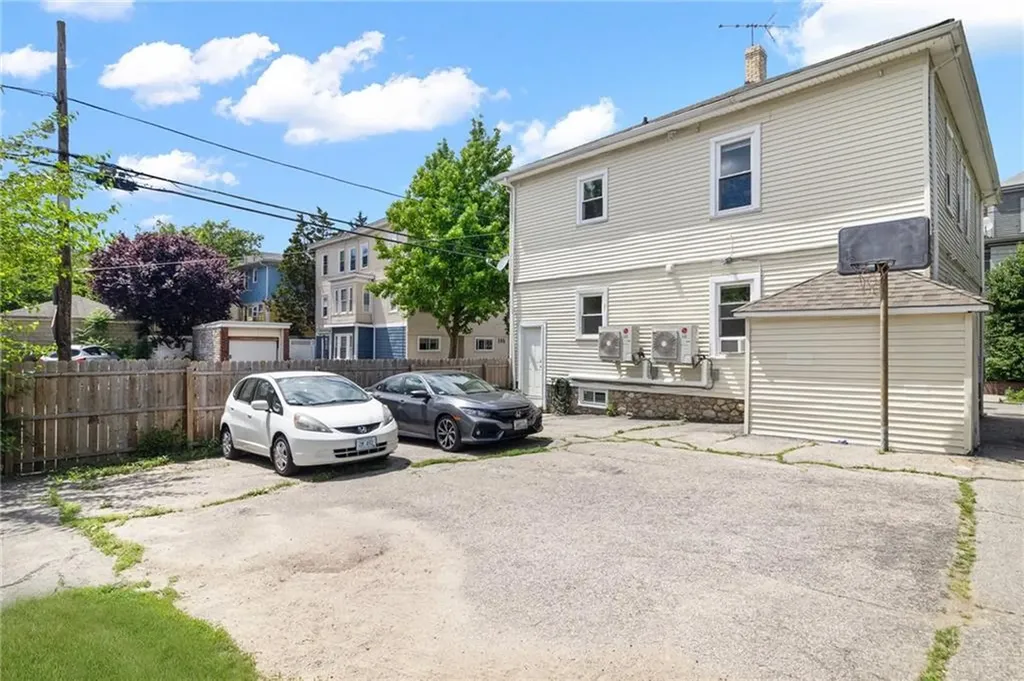 114 Penn Street Providence RI 02909