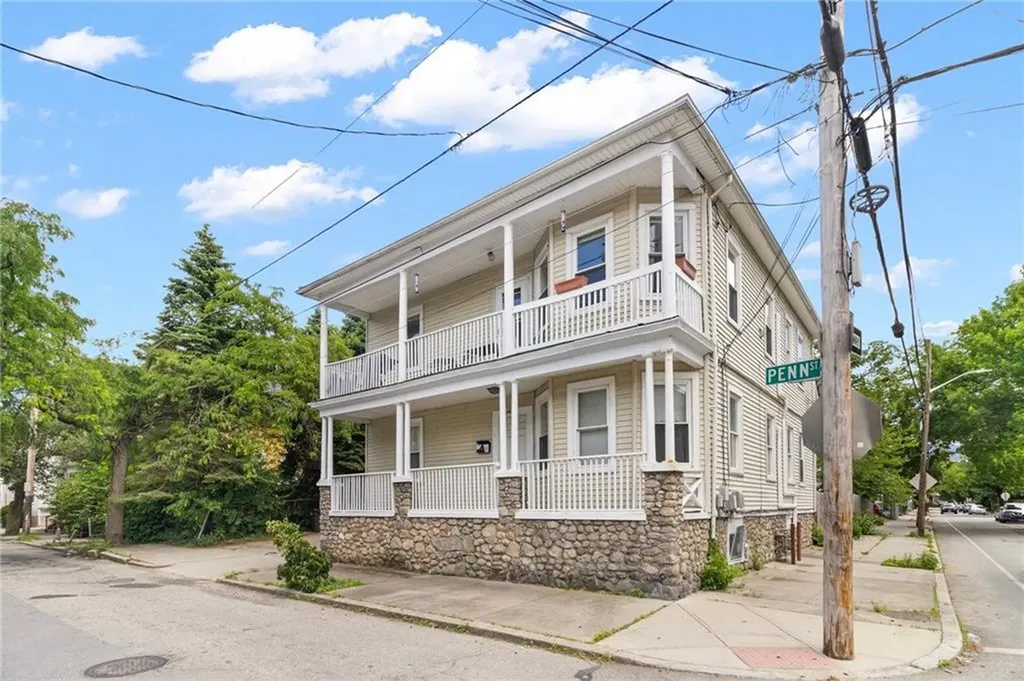 114 Penn Street Providence RI 02909