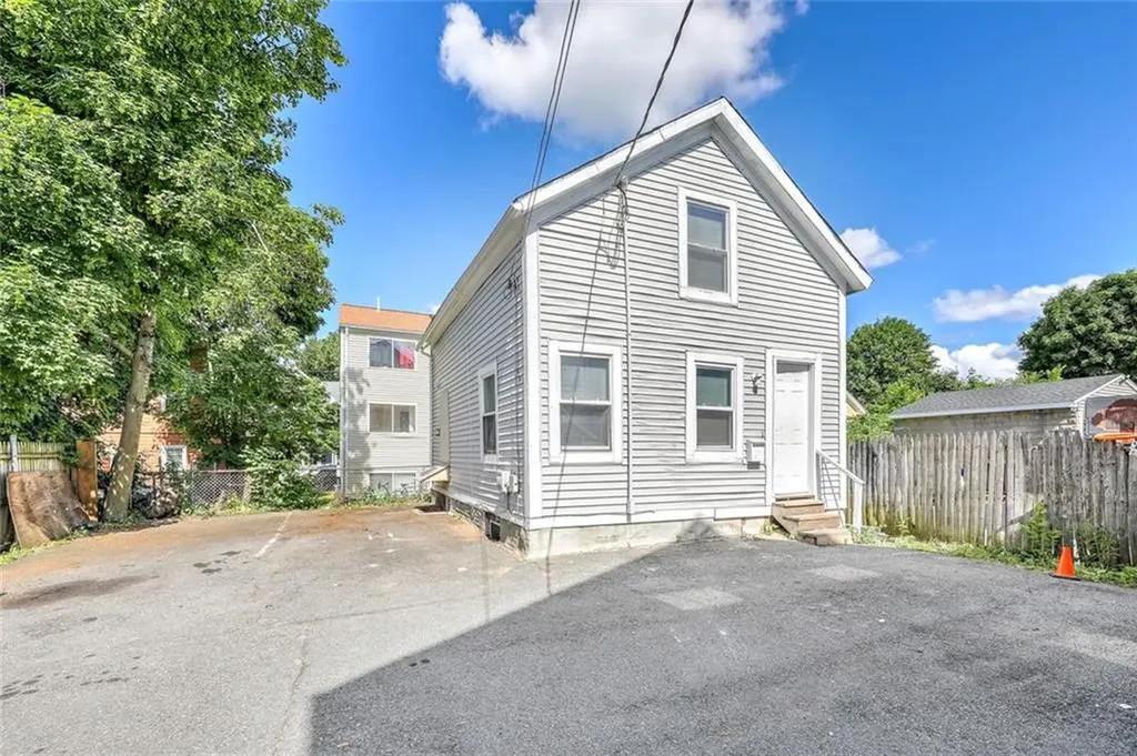 94 Florence Street Providence RI 02909