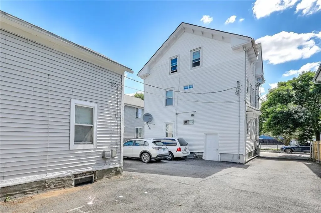 94 Florence Street Providence RI 02909