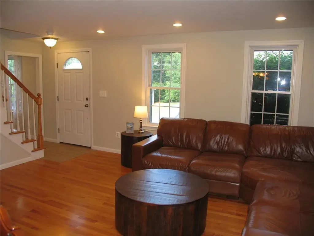 393 Congress Street Woonsocket RI 02895