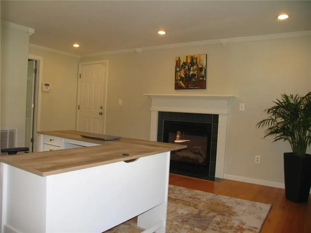 393 Congress Street Woonsocket RI 02895