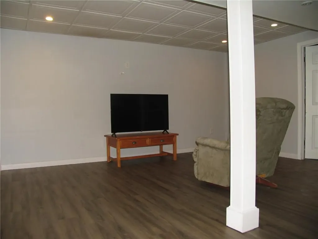393 Congress Street Woonsocket RI 02895