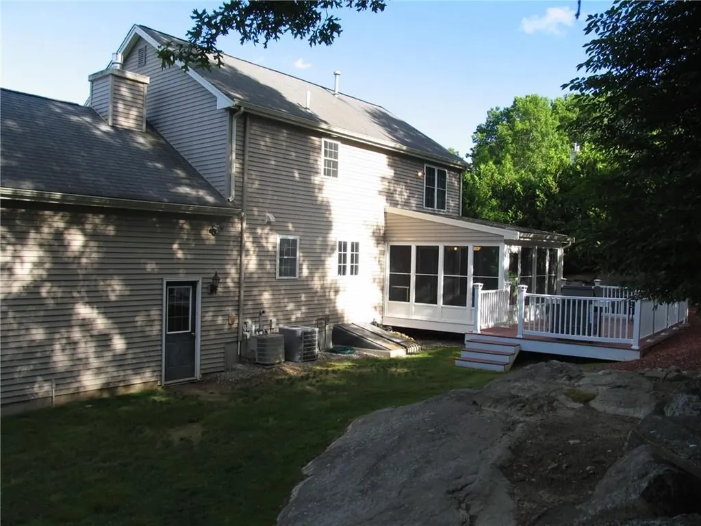 393 Congress Street Woonsocket RI 02895