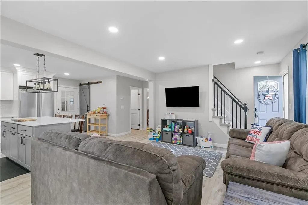 211 Franklin Street Warren RI 02885