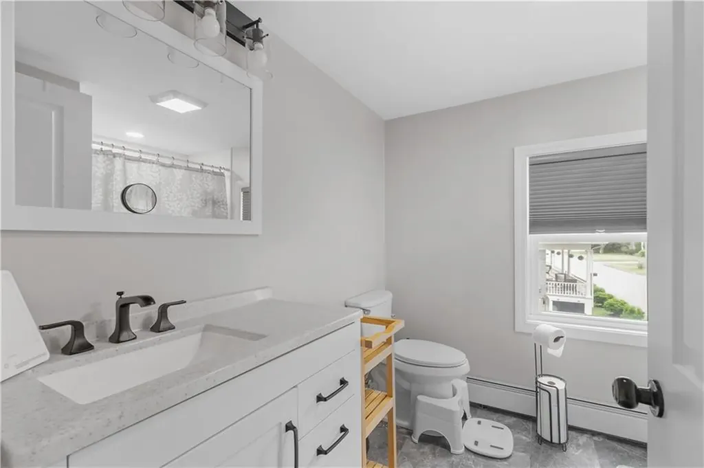 211 Franklin Street Warren RI 02885