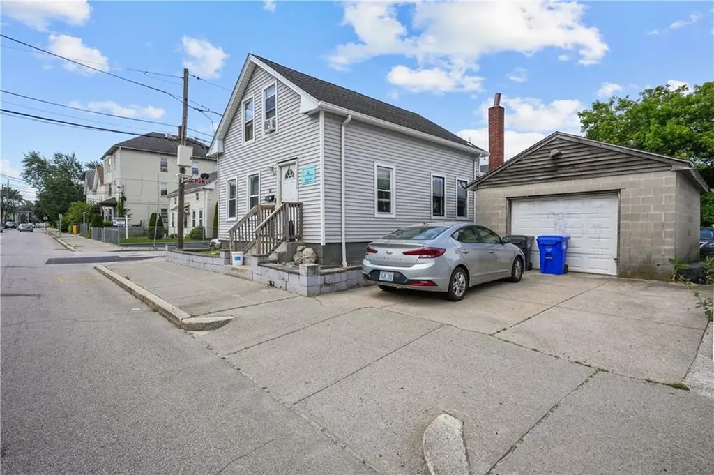 86 Washington Street Central Falls RI 02863