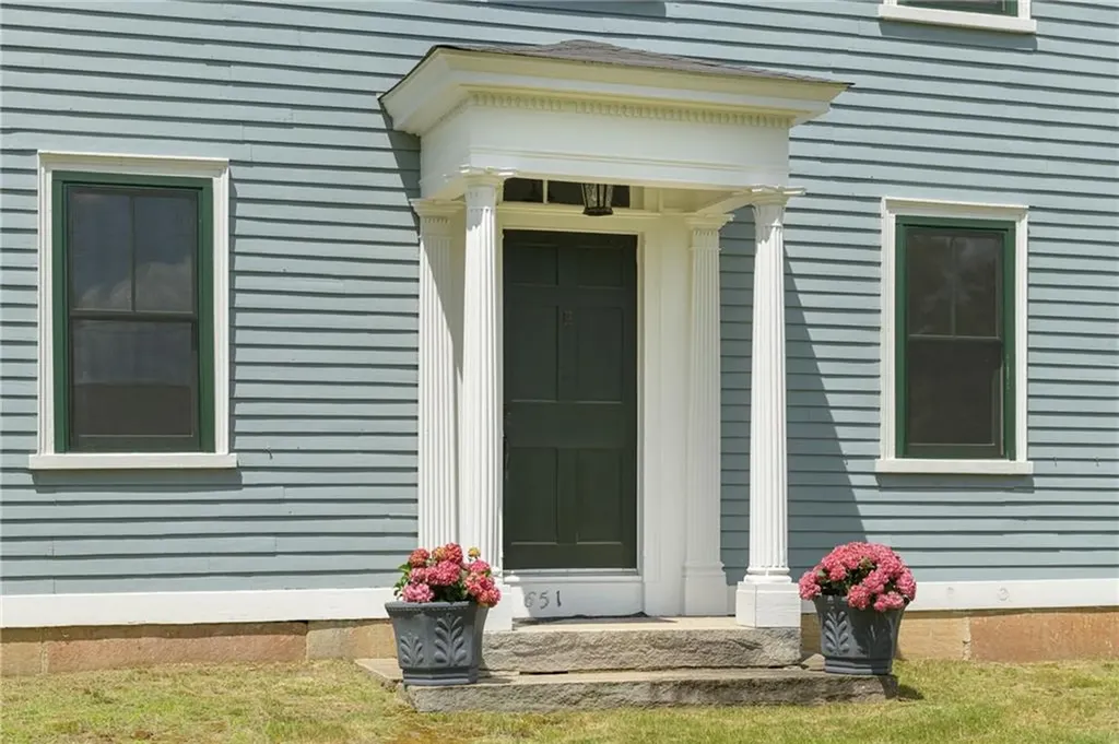 651 Natick Avenue Cranston RI 02921